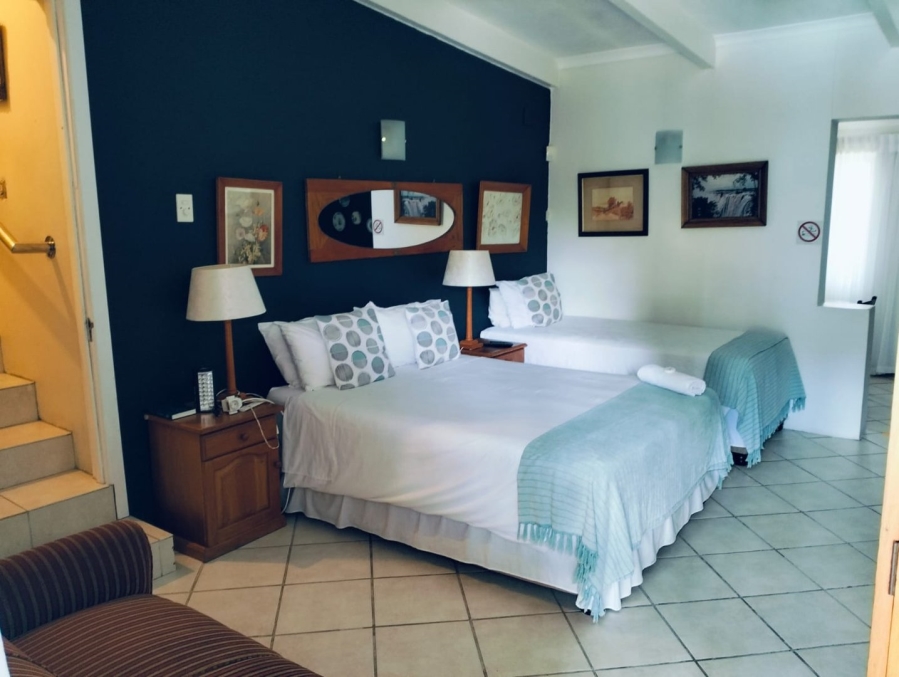 7 Bedroom Property for Sale in Baysville Eastern Cape